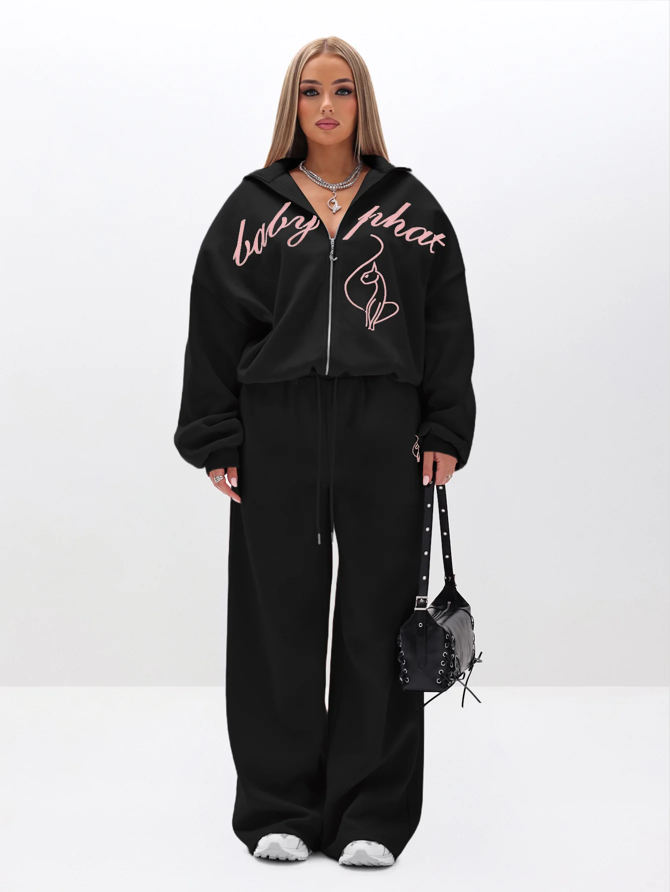 Baggy Sweatpants With Appliqué - Image 2