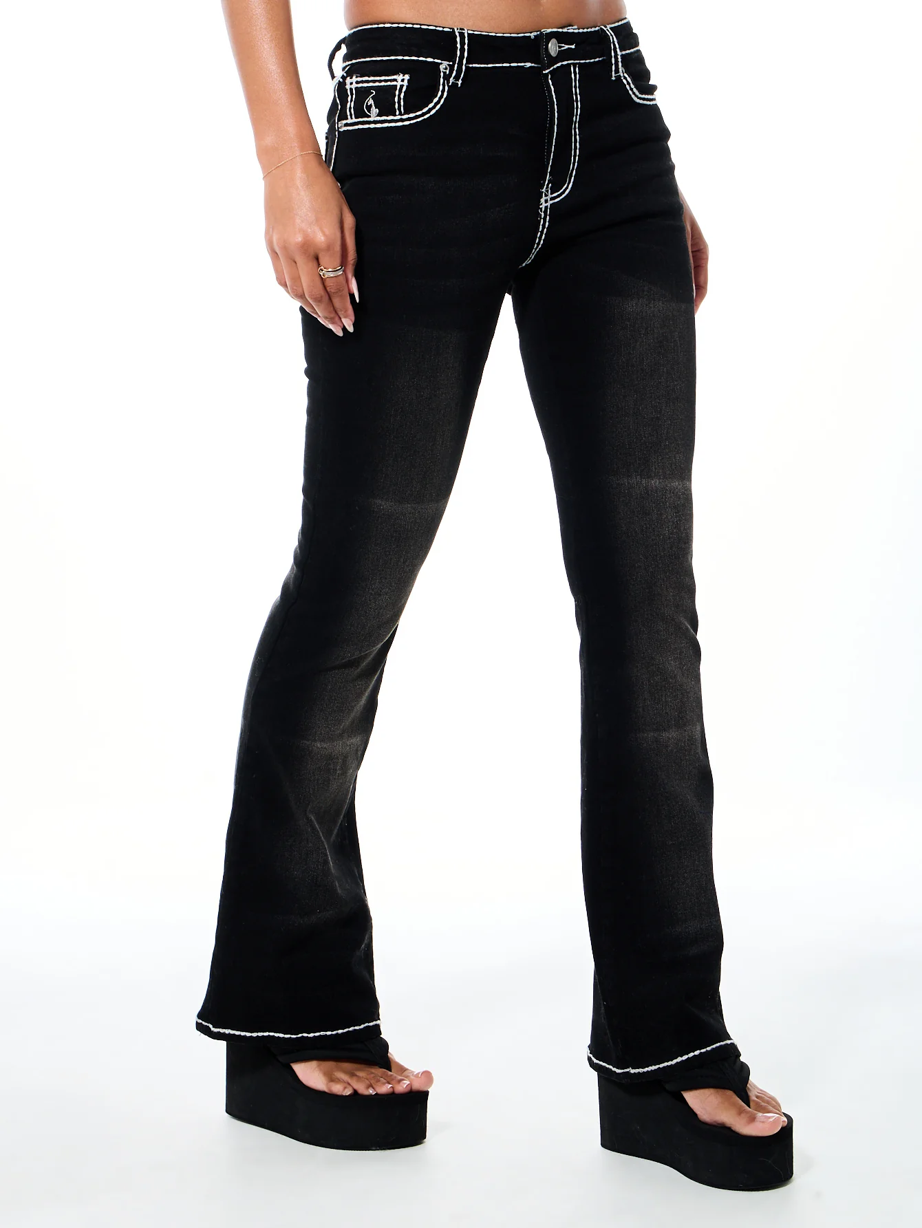 Bootcut Jean - Image 3