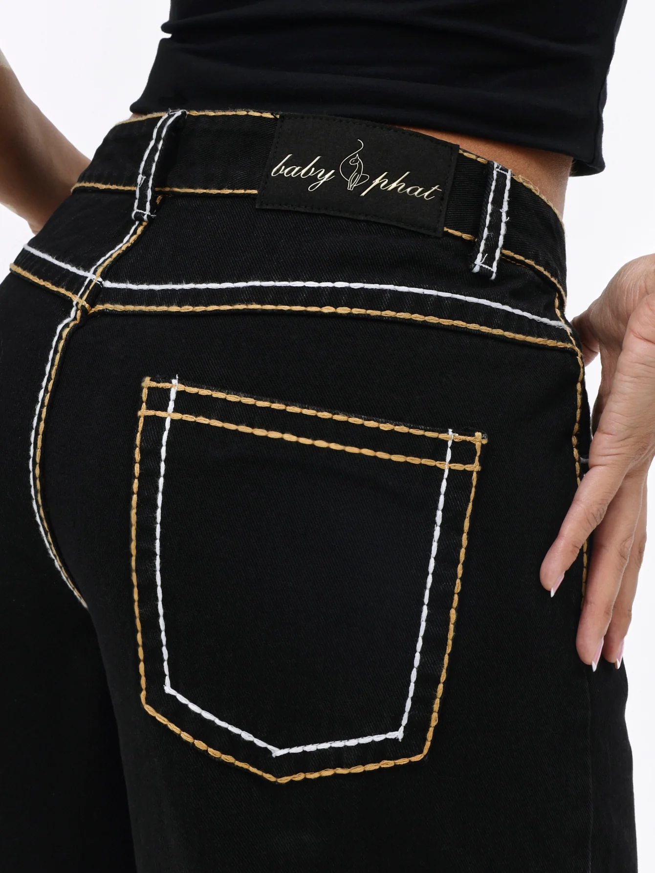 Contrast Logo Baggy Jean - Image 6