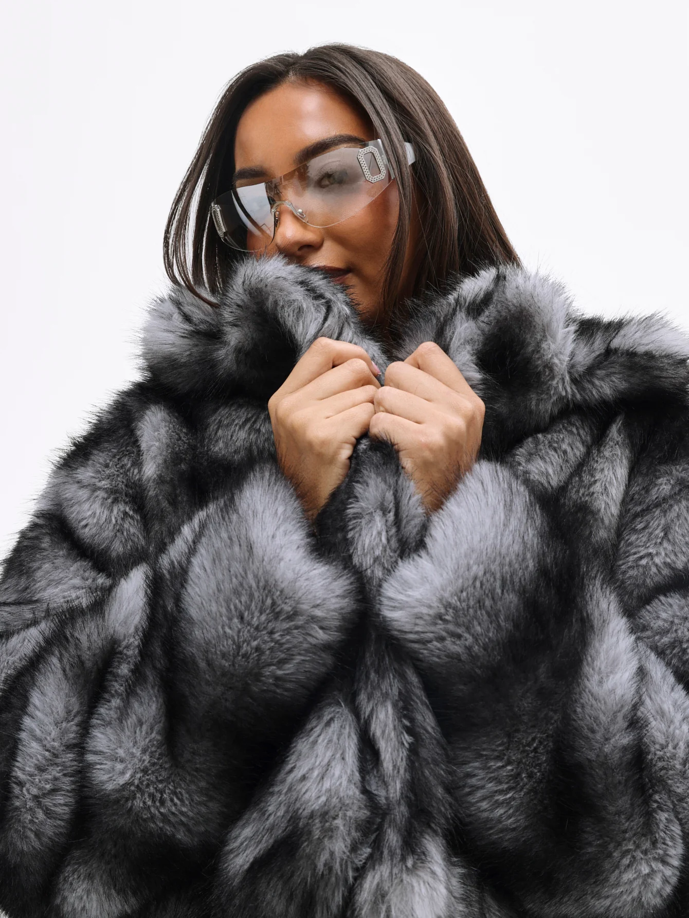 Faux Fur Jacket - Image 4