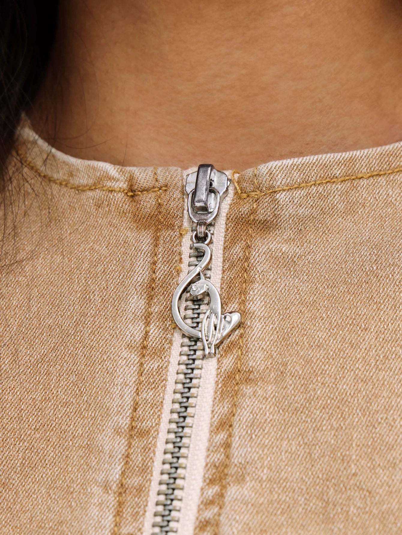Sleeveless Denim Zip Up Top - Image 7