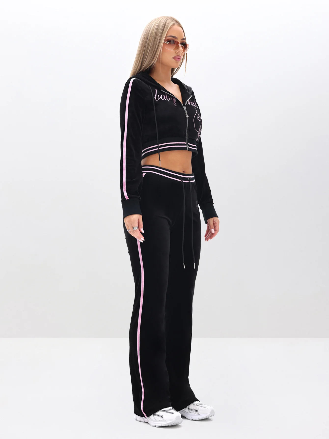 Cropped Velour Zip Up Sweatshirt - Image 5